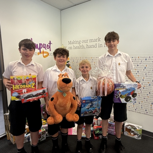 ChristmasDonation-FudaBrothers-01